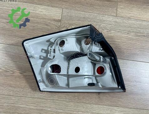 Audi A4 Stop Lambası 8E5945217A çıkma parça