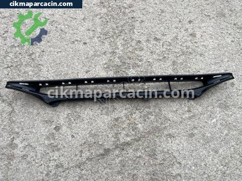 Audi A5 Tampon Izgarası çıkma parça