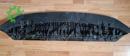 Audi A5 Ön Tampon 8W6807611 çıkma parça