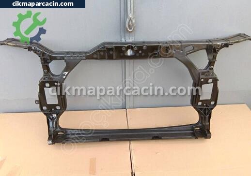 Audi A5 Ön Panel çıkma parça