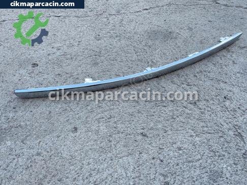 Audi A6 Tampon Izgara Çıtası çıkma parça
