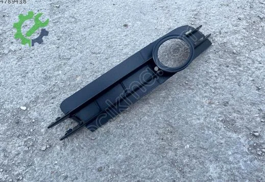 Audi A6 Sis Farı Çerçevesi 4F0807682A çıkma parça