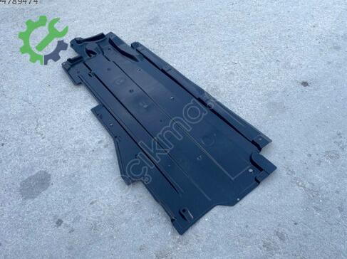 Audi A6 Sağ Şasi 4F0825208H çıkma parça