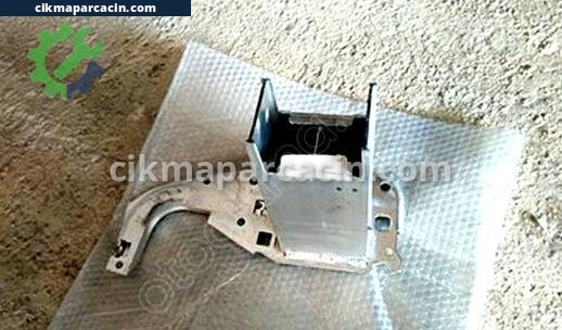 Audi A6 Tampon Demiri çıkma parça