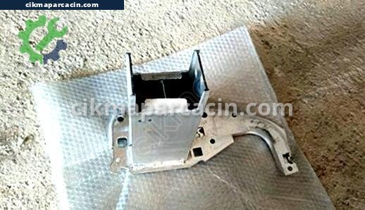Audi A6 Tampon Demiri çıkma parça