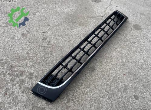 Volkswagen Amarok Tampon Izgarası 2HH853677 çıkma parça
