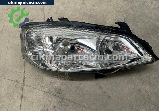 Opel Astra Sağ Ön Far çıkma parça