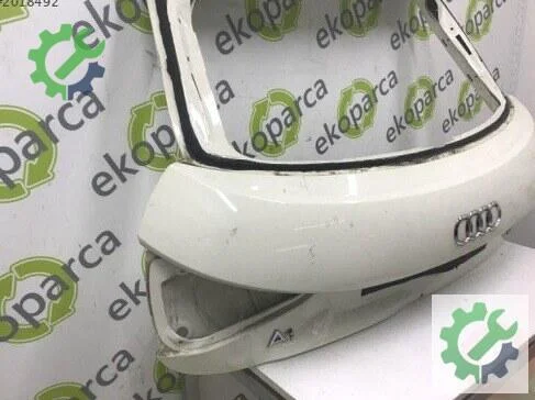 Audi A1 Bagaj Kapağı 8X4827023 çıkma parça
