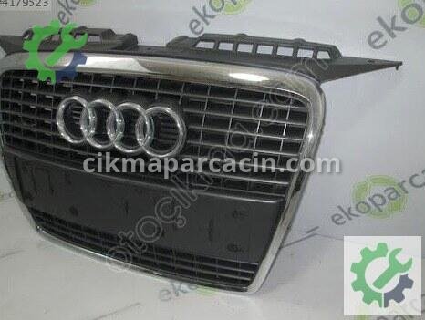 Audi A3 Ön Panjur 8P4853651A çıkma parça