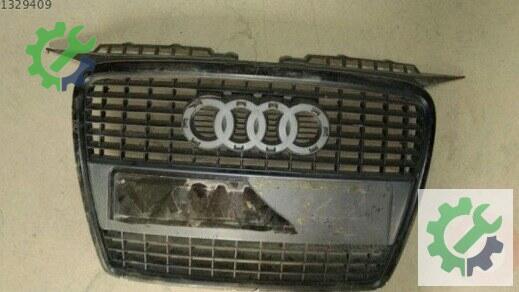 Audi A3 Ön Panjur çıkma parça