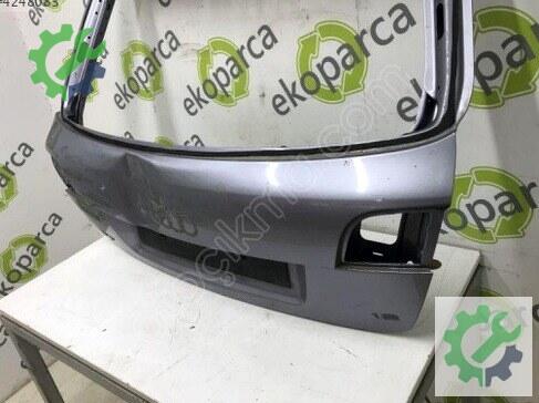 Audi A3 Bagaj Kapağı 8P4827023 çıkma parça