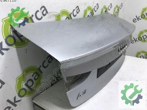 Audi A3 Bagaj 8V5827025 çıkma parça
