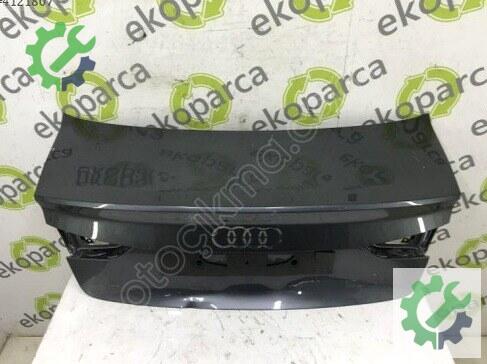 Audi A3 Bagaj 8V5827025 çıkma parça