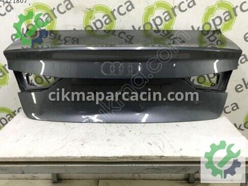 Audi A3 Bagaj 8V5827025 çıkma parça