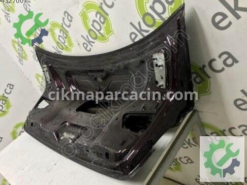 Audi A3 Bagaj 8V5827025 çıkma parça