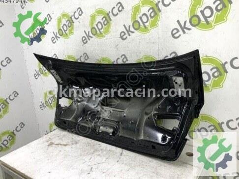 Audi A3 Bagaj 8V5827025 çıkma parça