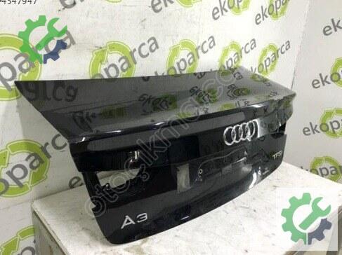 Audi A3 Bagaj 8V5827025 çıkma parça