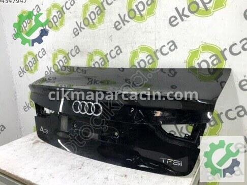 Audi A3 Bagaj 8V5827025 çıkma parça
