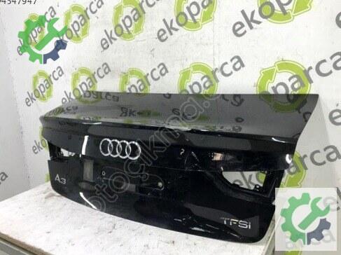 Audi A3 Bagaj 8V5827025 çıkma parça