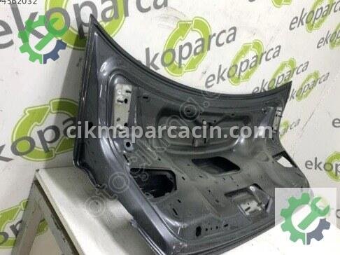 Audi A3 Bagaj 8V5827025 çıkma parça