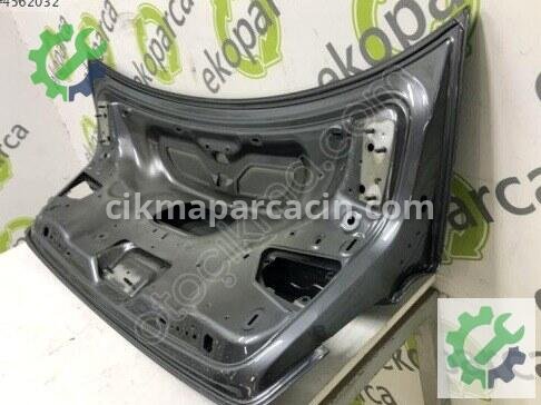 Audi A3 Bagaj 8V5827025 çıkma parça