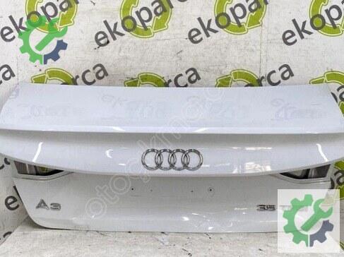 Audi A3 Bagaj 8V5827025 çıkma parça