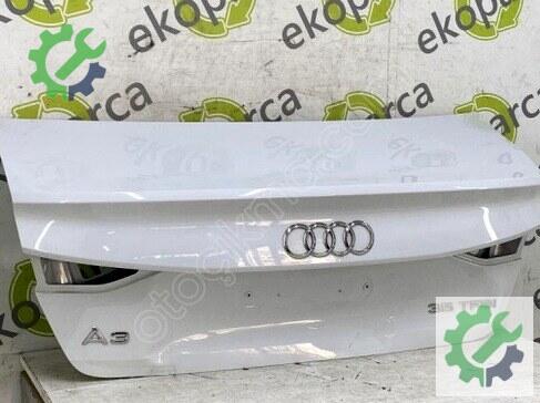 Audi A3 Bagaj 8V5827025 çıkma parça