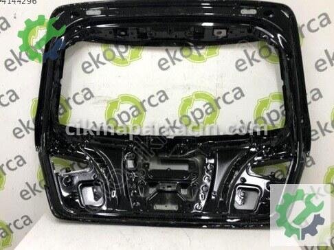 Audi A3 Bagaj Kapağı 8V4827025 çıkma parça