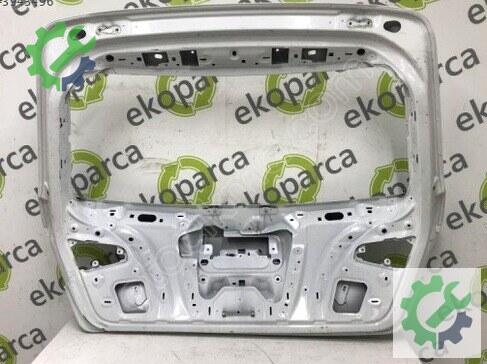 Audi A3 Bagaj Kapağı 8V4827025 çıkma parça
