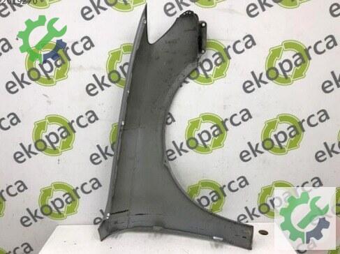 Audi A3 Sol Ön Çamurluk 8V0821105 çıkma parça