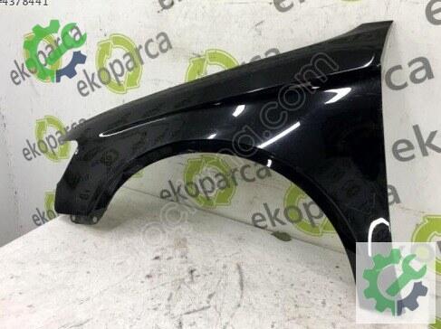 Audi A3 Sol Ön Çamurluk 8V5821105 çıkma parça