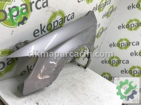 Audi A3 Sol Ön Çamurluk 8V5821105 çıkma parça