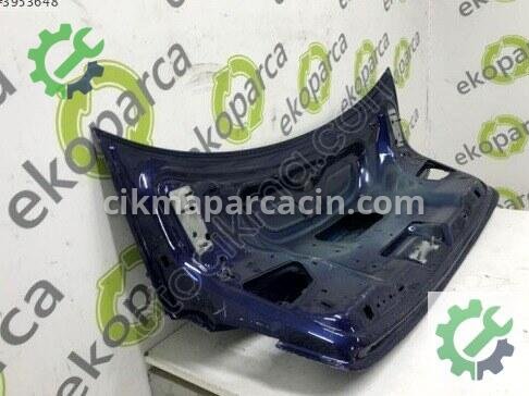 Audi A3 Bagaj 8V5827025 çıkma parça
