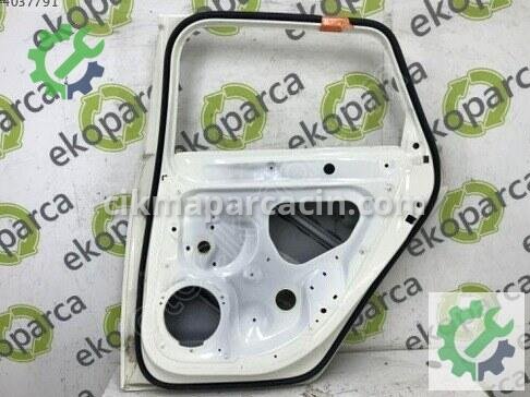 Audi A3 Sağ Arka Kapı 8V4833052 çıkma parça