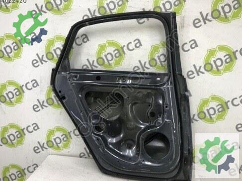 Audi A3 Sol Arka Kapı 8V5833051 çıkma parça
