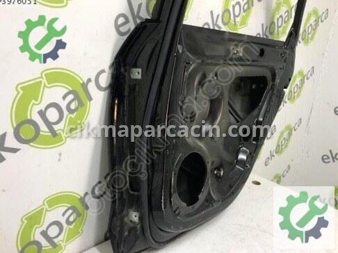 Audi A3 Sağ Arka Kapı 8V5833052 çıkma parça