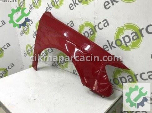 Audi A3 Sağ Ön Çamurluk 8V0821106 çıkma parça