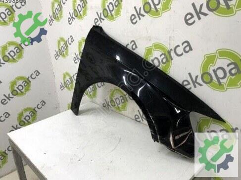 Audi A3 Sağ Ön Çamurluk 8V0821106 çıkma parça