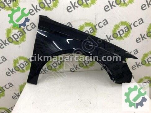 Audi A3 Sağ Ön Çamurluk 8V5821106 çıkma parça