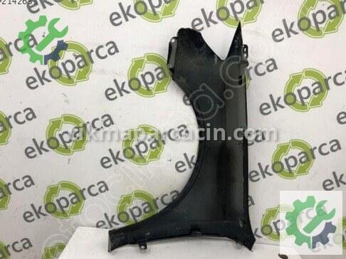 Audi A3 Sağ Ön Çamurluk 8V5821106 çıkma parça