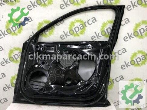 Audi A3 Sağ Ön Kapı 8V5831052 çıkma parça