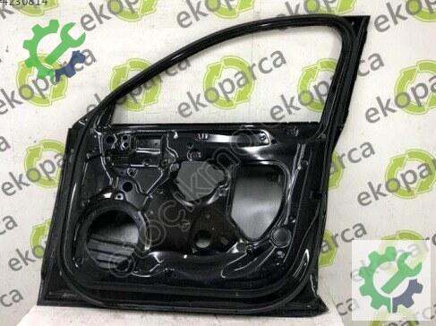 Audi A3 Sağ Ön Kapı 8V5831052 çıkma parça