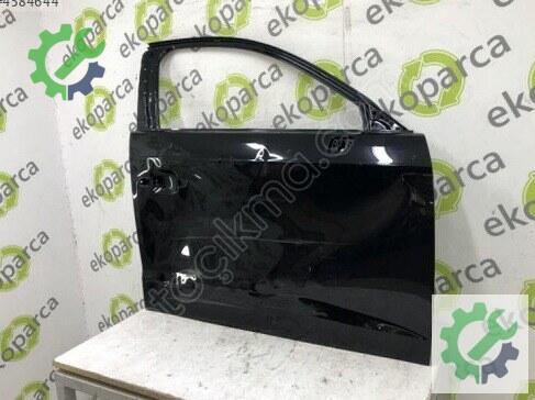 Audi A3 Sağ Ön Kapı 8V4831052 çıkma parça
