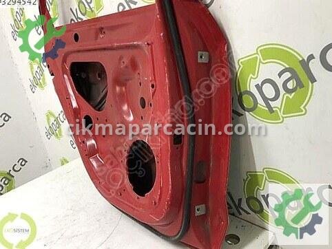 Audi A3 Sol Arka Kapı 8V5833051 çıkma parça