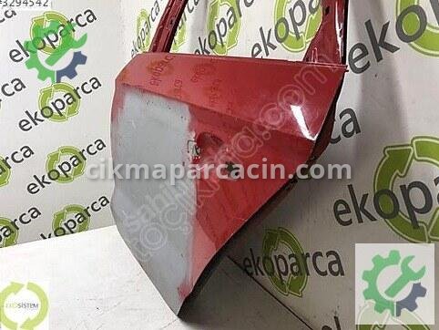 Audi A3 Sol Arka Kapı 8V5833051 çıkma parça
