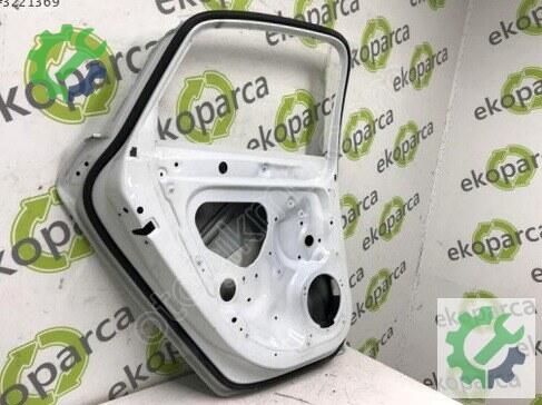 Audi A3 Sol Arka Kapı 8V5833051 çıkma parça