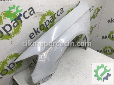 Audi A3 Sol Çamurluk 8V0821105 çıkma parça