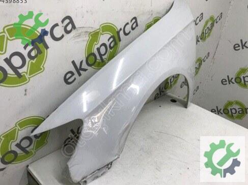 Audi A3 Sol Çamurluk 8V0821105 çıkma parça