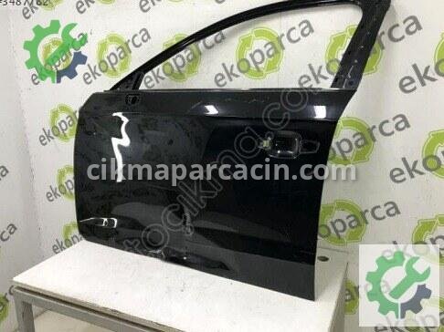 Audi A3 Sol Ön Kapı 8V4831051 çıkma parça