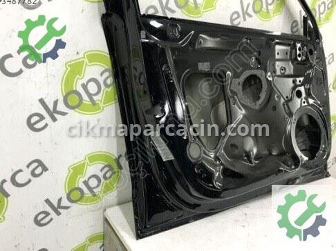 Audi A3 Sol Ön Kapı 8V4831051 çıkma parça